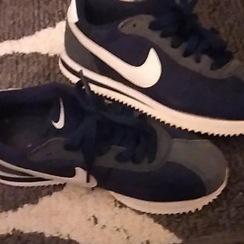 Nike Sneakers
